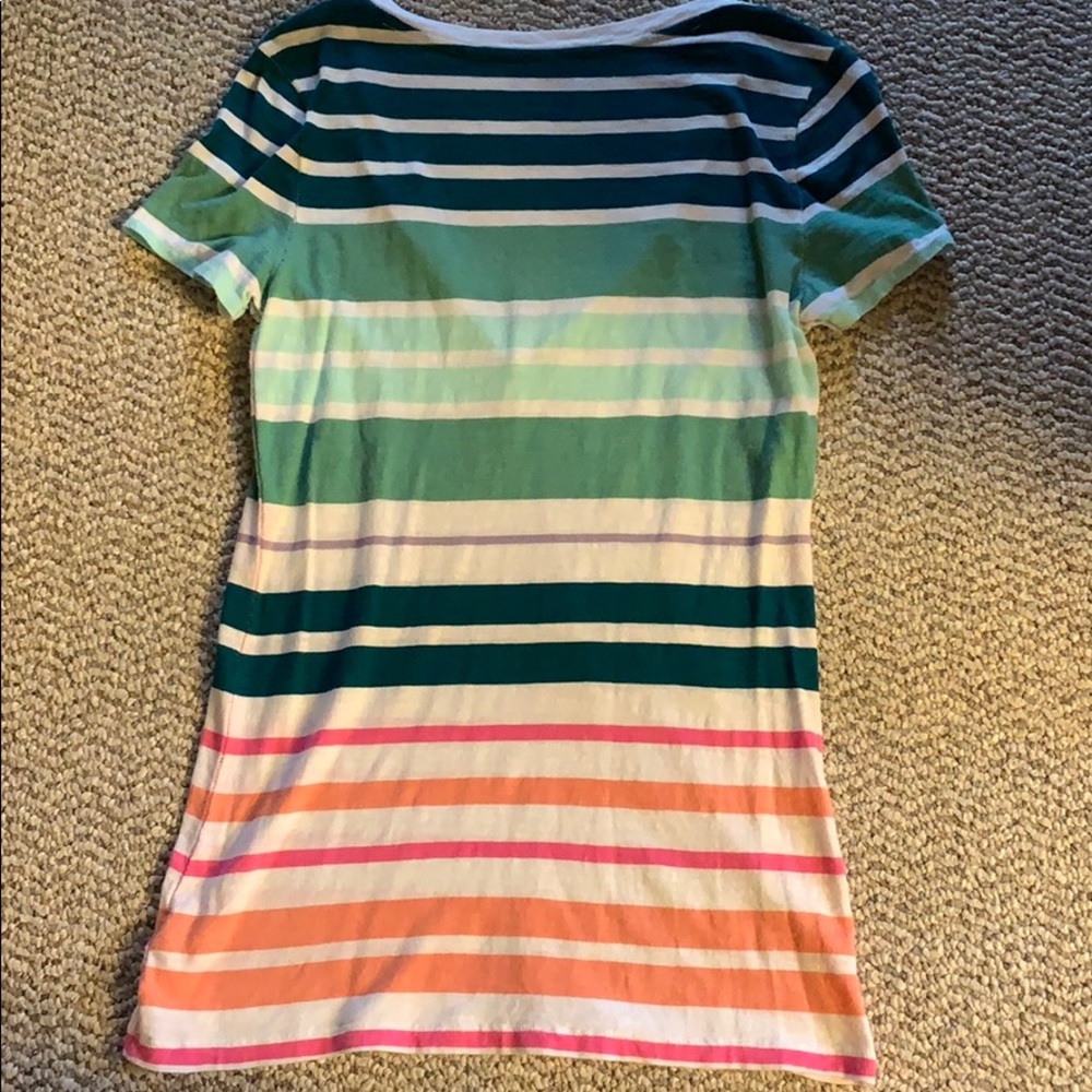 AE V-Neck Tee - Picture 3 of 3